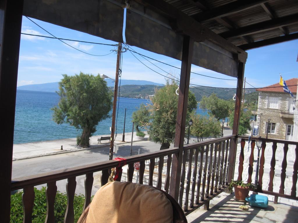 Gorgona Apartment Milina Exterior photo