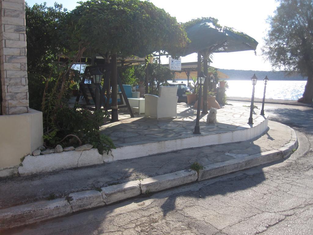Gorgona Apartment Milina Exterior photo