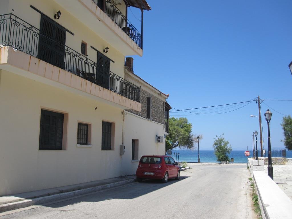 Gorgona Apartment Milina Exterior photo