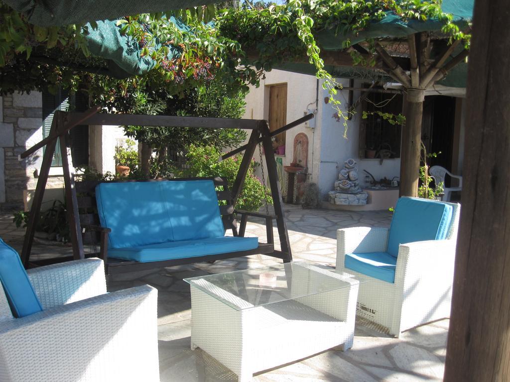 Gorgona Apartment Milina Exterior photo